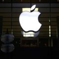 prețul a scăzut la jumătate și a fost lansată alături de Mac mini cu M6
