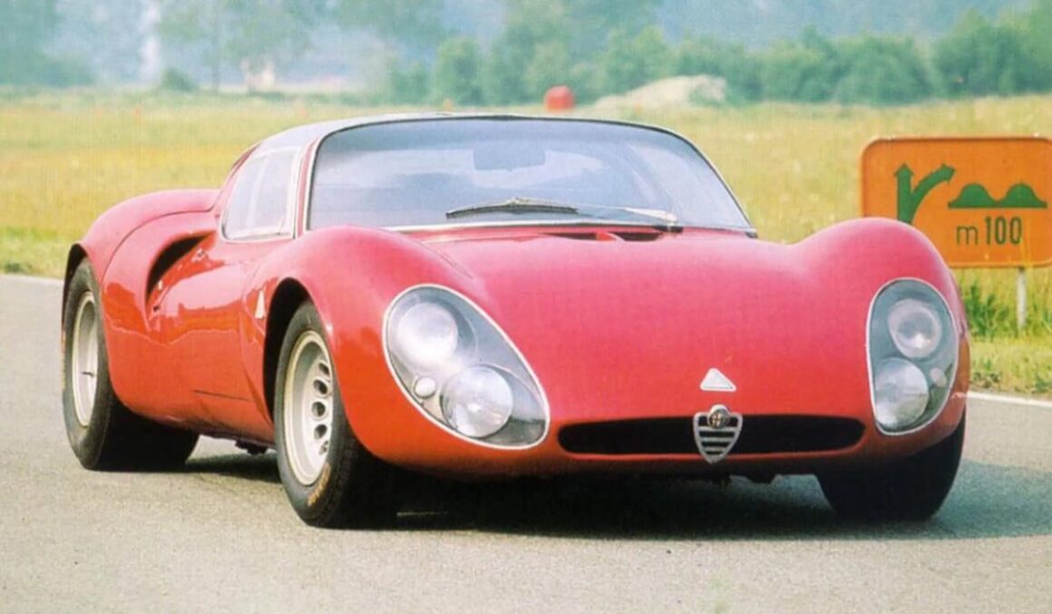 alfa-romeo-stradale-disparuta-italia.jpg O mașină din 1967 a fost vândută cu 10 euro și a dispărut. Recompensă de 100.000 euro pentru cine o găsește