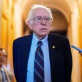 Bernie Sanders și Greg Casar propun interzicerea dezvoltării și utilizării Inteligenței Artificiale Superinteligente în Statele Unite