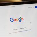 Google, amendă pentru cum gestionează locația utilizatorilor