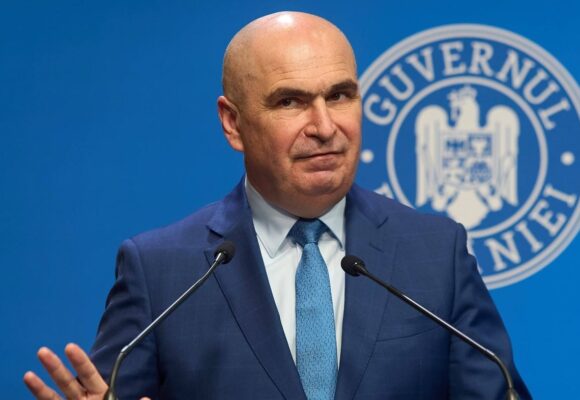 deficit mai mic și cheltuieli de personal reduse