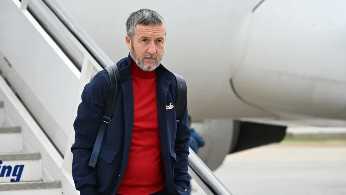 mihai-stoica-socat-de-un-copil.webp.webp Mihai Stoica, șocat de un copil care a venit să facă poză cu el! „A zis că îi pare rău!”