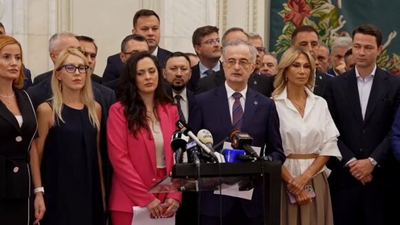 „Parlament înseamnă dezbatere și prezență, nu un filmuleț pe TikTok”