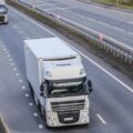 Șoferii de TIR care circulă în Europa caută mai bine de o oră loc de parcare. Unii conduc încă 20 km ca să-l găsească