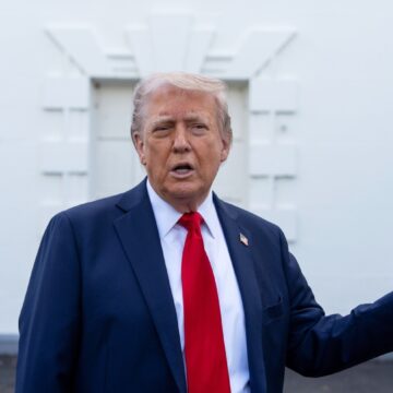 trump-ai-.-.jpg Trump vrea să schimbe denumirea „Inteligenței Artificiale”