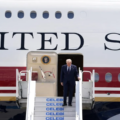 Donald Trump blochează accesul CNN la bordul Air Force One
