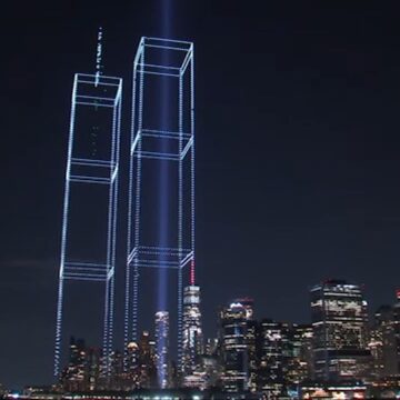 turnuri-gemeneaph-e1789026467433.jpg NY a omagiat victimele 9/11 cu un spectacol de drone