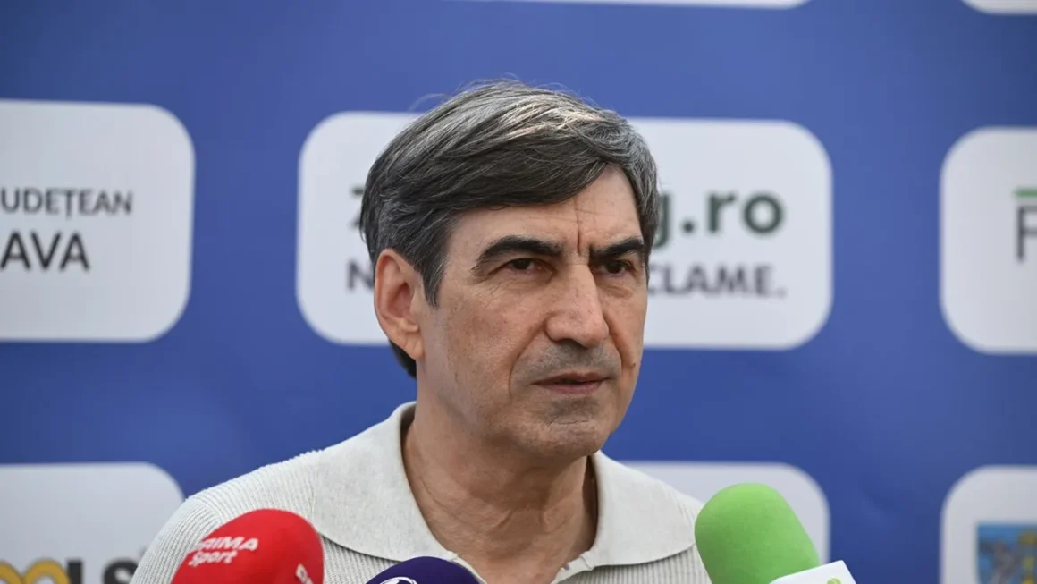 victor-piturca-subliniaza-diletantismul-de-la-fcsb.webp.webp „NICIODATĂ! Acolo sunt jucători aduși după ureche”