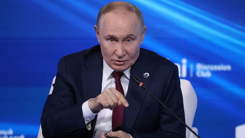62579868.jpg Putin intenționează să folosească discuţiile de pace privind Ucraina pentru a determina NATO să revină la postura sa militară din 1997