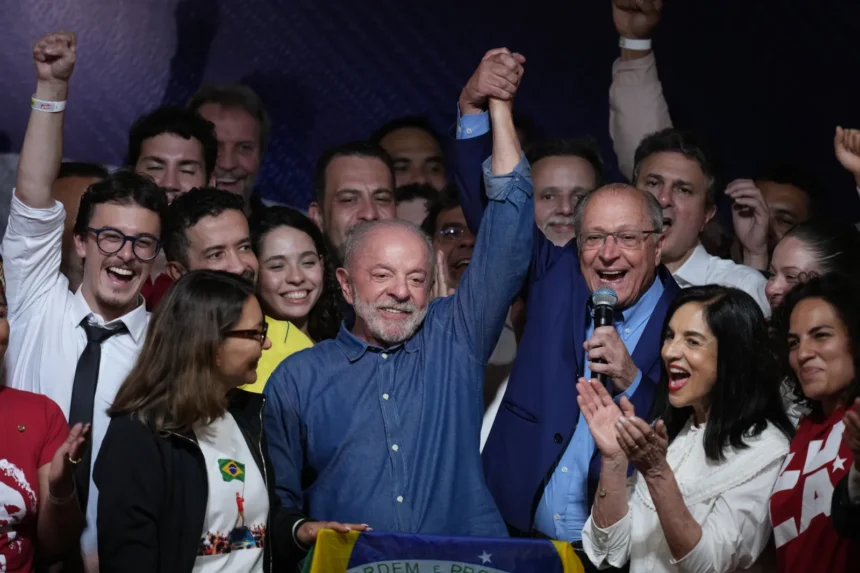 6adeb43e518184d577a16e3bjpeg.webp.webp Lula da Silva câștigă al patrulea mandat de Președinte al Braziliei