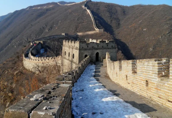 China, tot mai accesibilă pentru români
