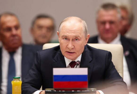 YXNoPTg1MTRmMTZmOTAwZTU4Mzk1YmM1YjE3N2JkY2Q0N2Rm.thumb_.jpg Flancul estic al NATO, sub presiunea nucleară a Rusiei