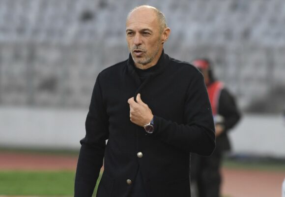 bogdan-andone-despre-cea-mai-controversata-faza-din-u-cluj-fc-arges-2-2-nici-nu-mai-putea-sa-vorbeasca-era-comotionat-scaled.jpg Bogdan Andone despre cea mai controversată fază din U Cluj