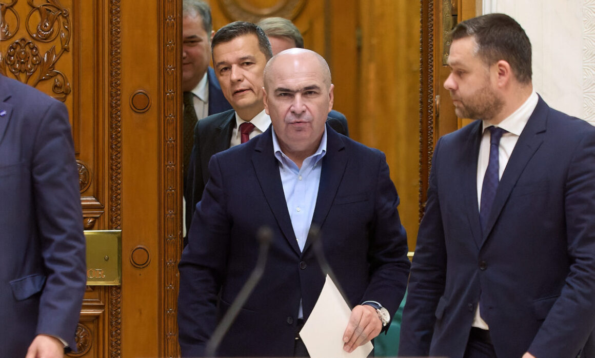 bolojan-si-grindeanu.jpg Bolojan și Grindeanu se atacă reciproc pe Facebook