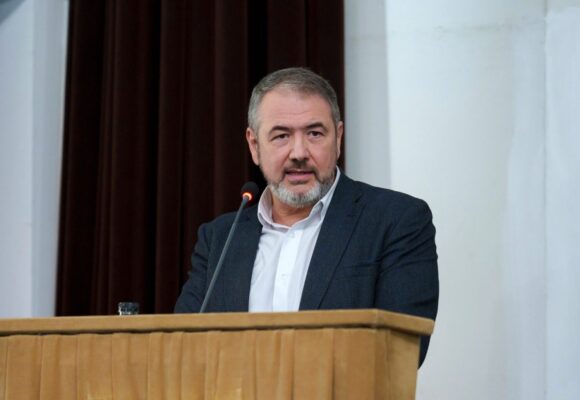 „Am ajuns mai mult să justificăm ce facem decât să facem”