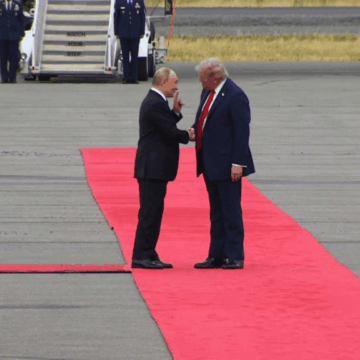 descarcare-3.png Ce se ascunde în spatele acordului Trump-Putin