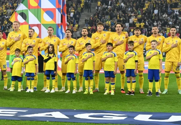 „Banda asta de trei, flori de trandafir”