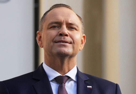 nawrocki.jpg Președintele Karol Nawrocki și-a întors avionul din drum