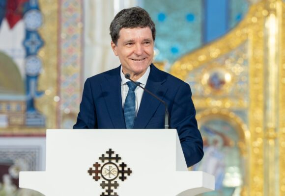 Istoria nu începe, dar se poate sfârși cu noi – Aleph News