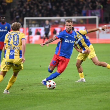 prima-unui-fotbalist-de-la-petrolul-dupa-2-2-cu-fcsb-e-cat-castiga-denis-dragus-in-patru-ore-de-la-gigi-becali-exclusiv-scaled.jpg „Uite, mă, a venit ăsta pe 100.000 de euro pe lună și s-a accidentat”